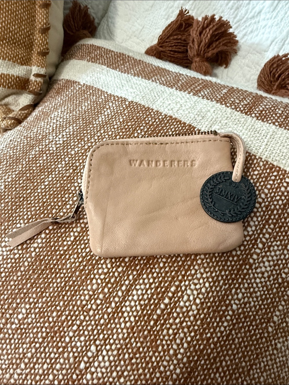 Wanderers Tan Leather Coin Wallet with Decorative Medallion -The Barcelona EUC